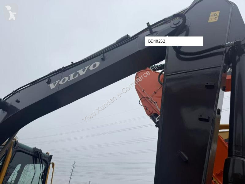 Rýpadlo Volvo L