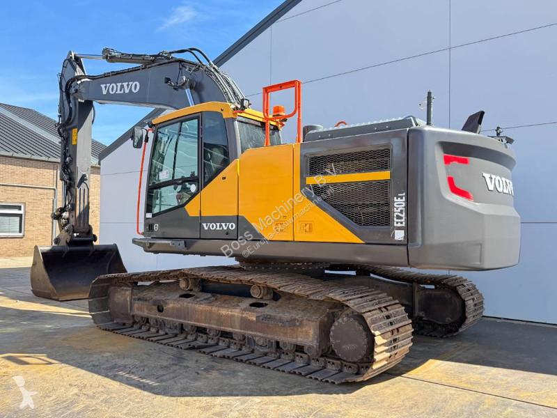 Rýpadlo Volvo 0EL - Hammer Lines / Quick Coupler