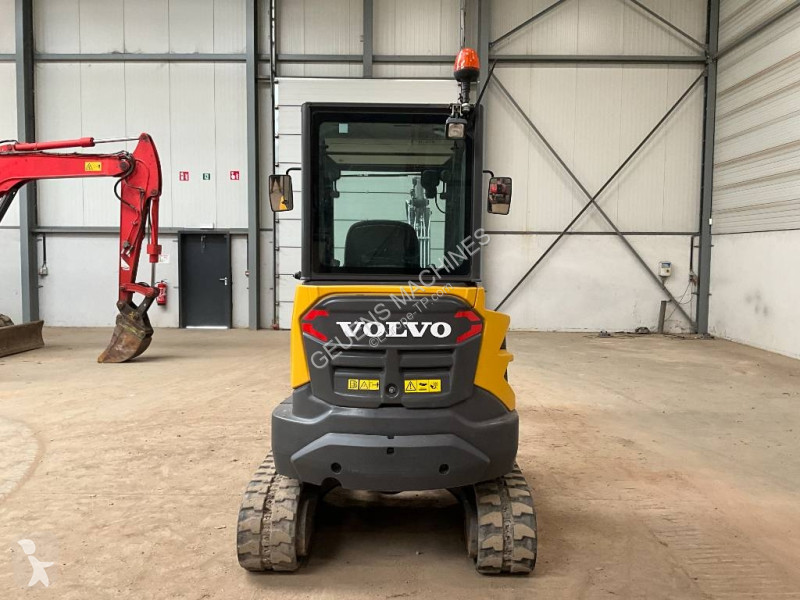 Rýpadlo Volvo EC 27 D