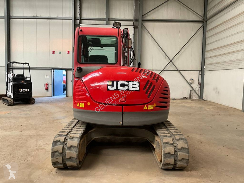 جرافة JCB 8085
