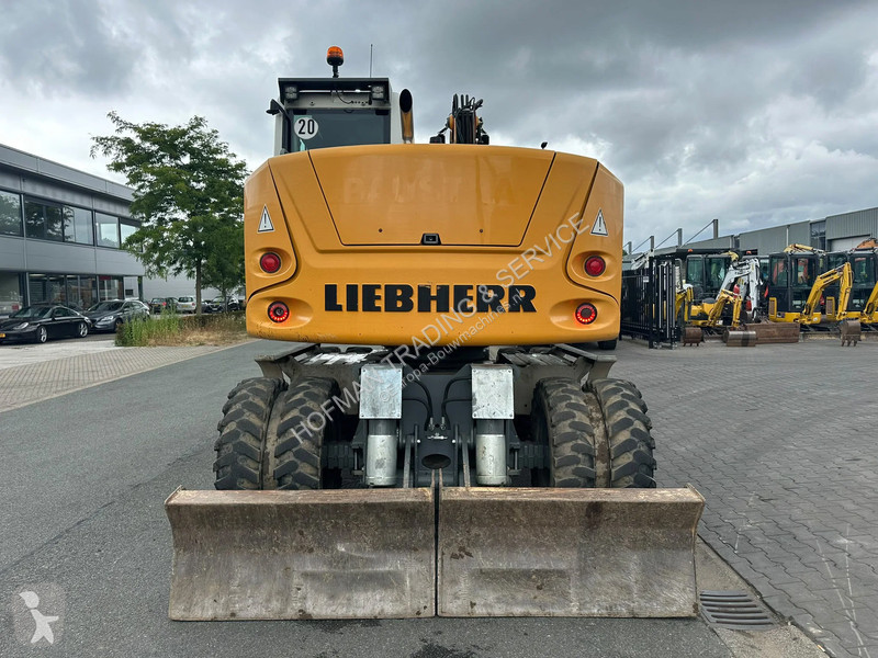 جرافة Liebherr Compact | Powertilt