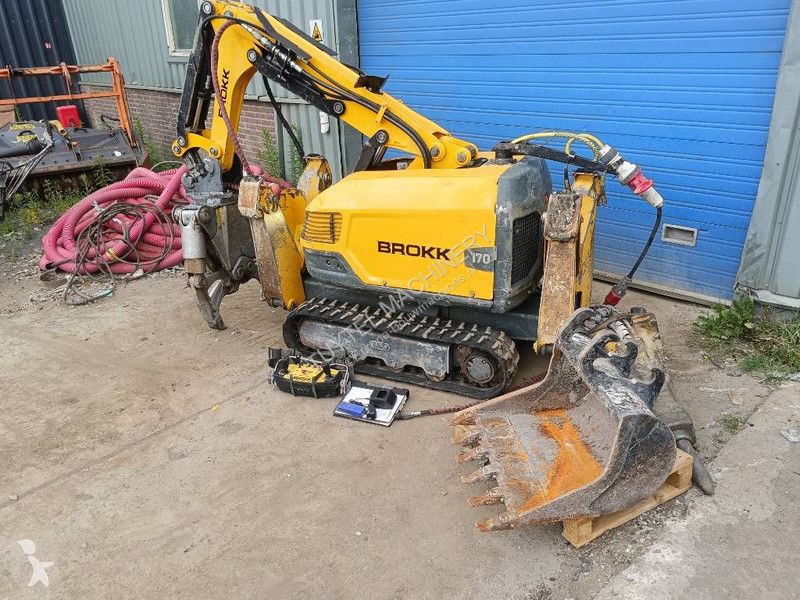 Skovl Brokk 170 demolition robot remote radio...