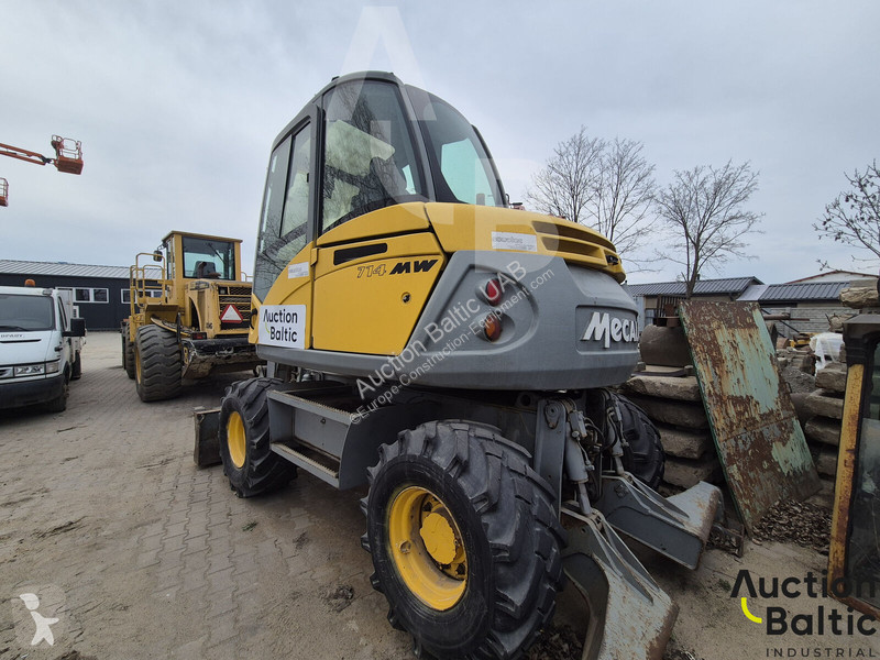 Excavator Mecalac