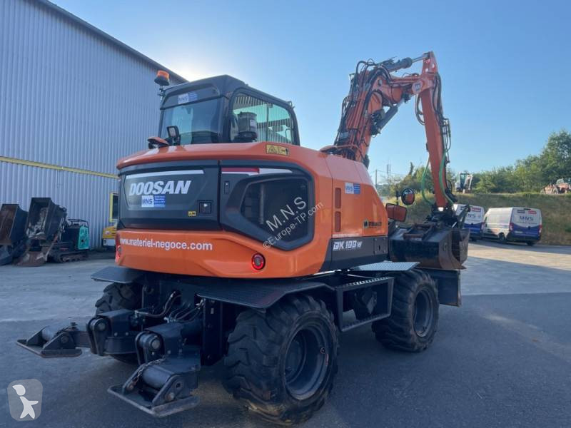 جرافة Doosan DX 100 W 7