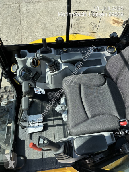 جرافة JCB  26C-1