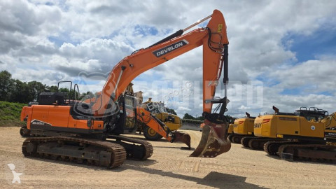Excavadora de cadenas Doosan