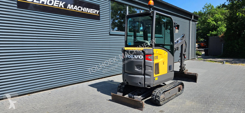 Rýpadlo Volvo EC18