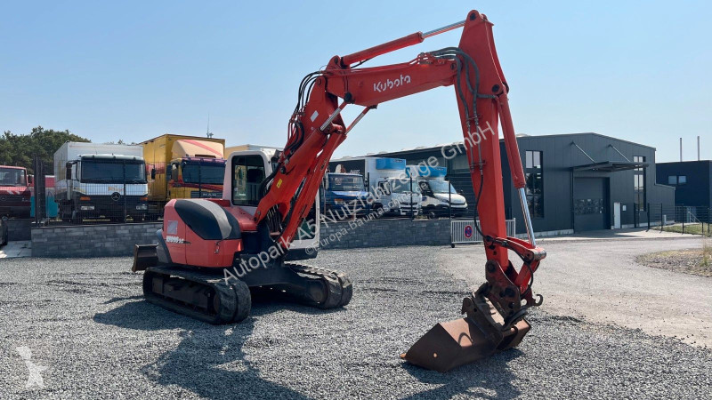 Lopatový nakládač Kubota KX080 Verstellausleger...
