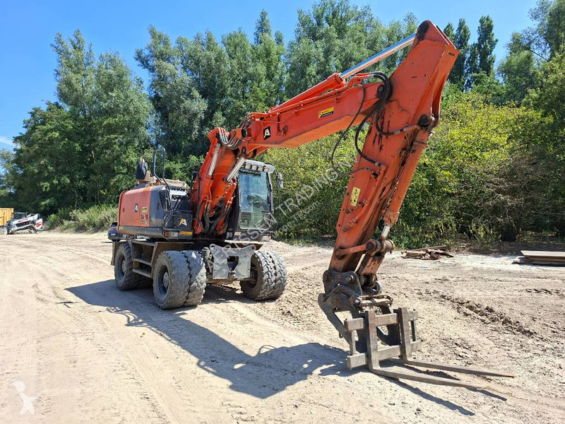 Rýpadlo Hitachi W5 B