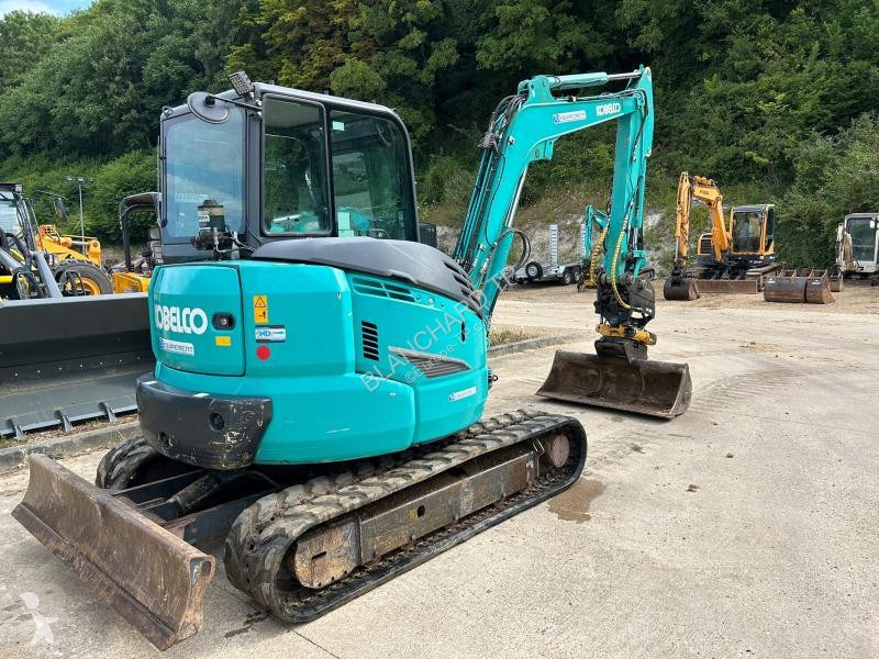 جرافة Kobelco