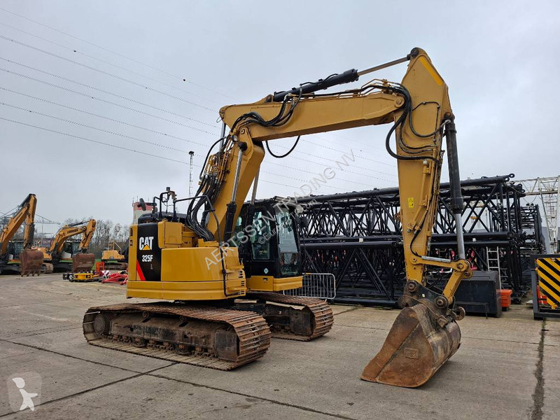 جرافة Caterpillar 325FLCR (Full Trimble 3D GPS)