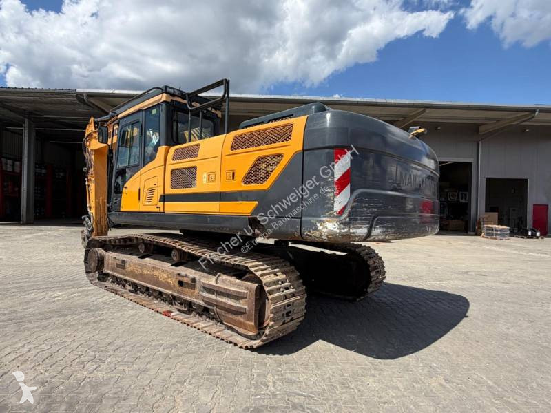 جرافة Hyundai HX330NL