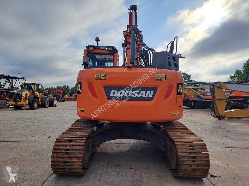 جرافة Doosan DX23533LCR-5