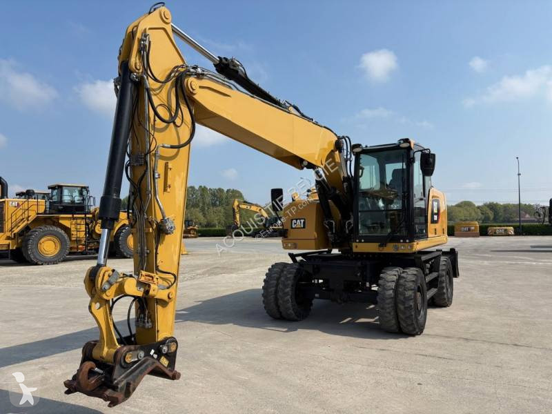 جرافة Caterpillar M318F