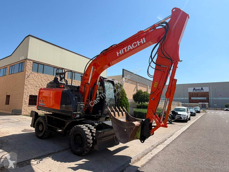 Rýpadlo Hitachi 140 W-6