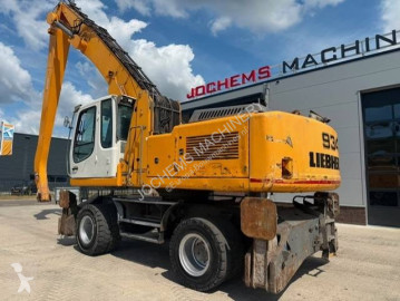 جرافة مناولة Liebherr