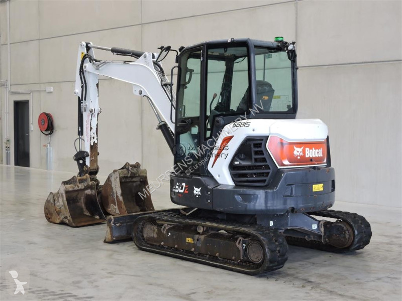 جرافة Bobcat 3 Buckets