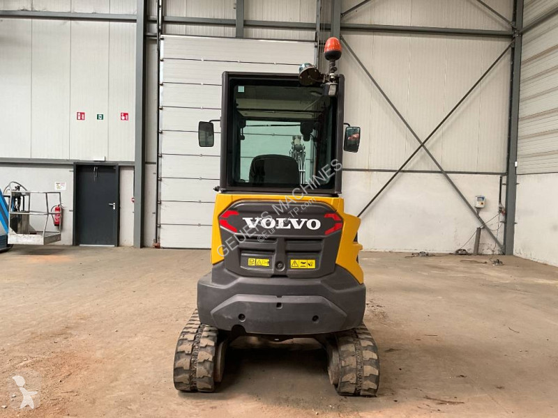 Rýpadlo Volvo EC 27 D