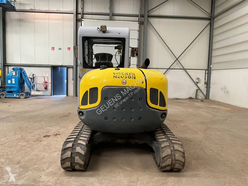 جرافة Neuson EZ 53