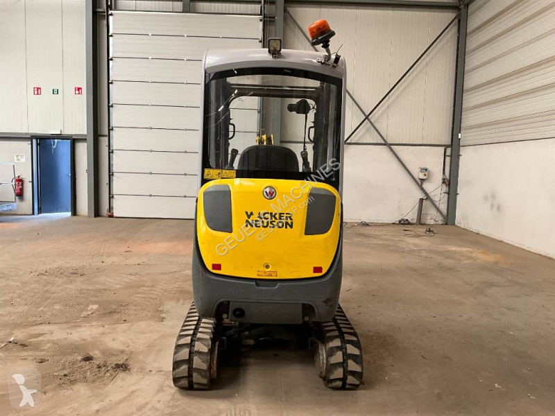جرافة Neuson ET 20