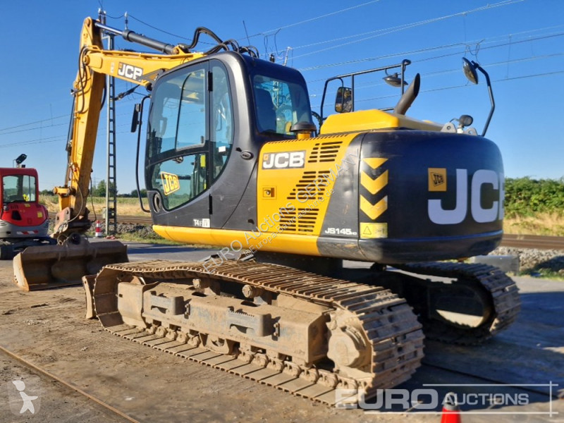جرافة JCB