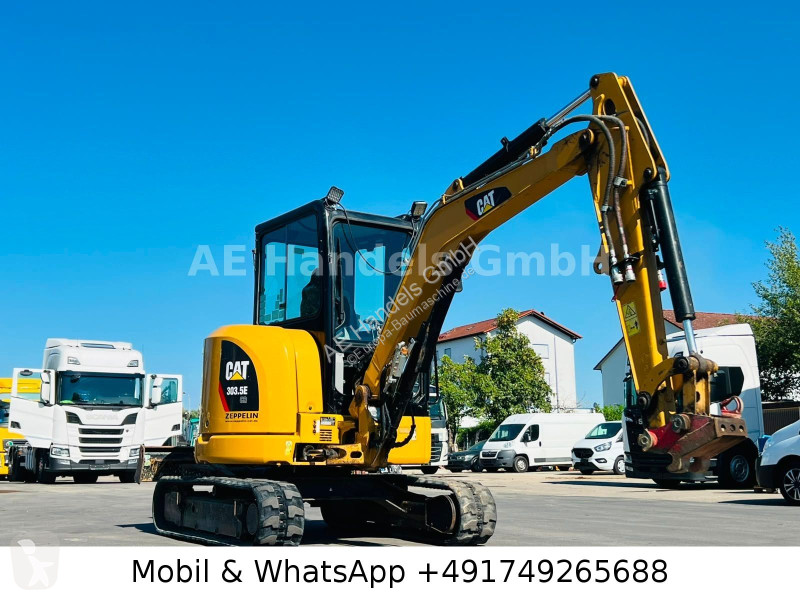 جرافة Caterpillar E...