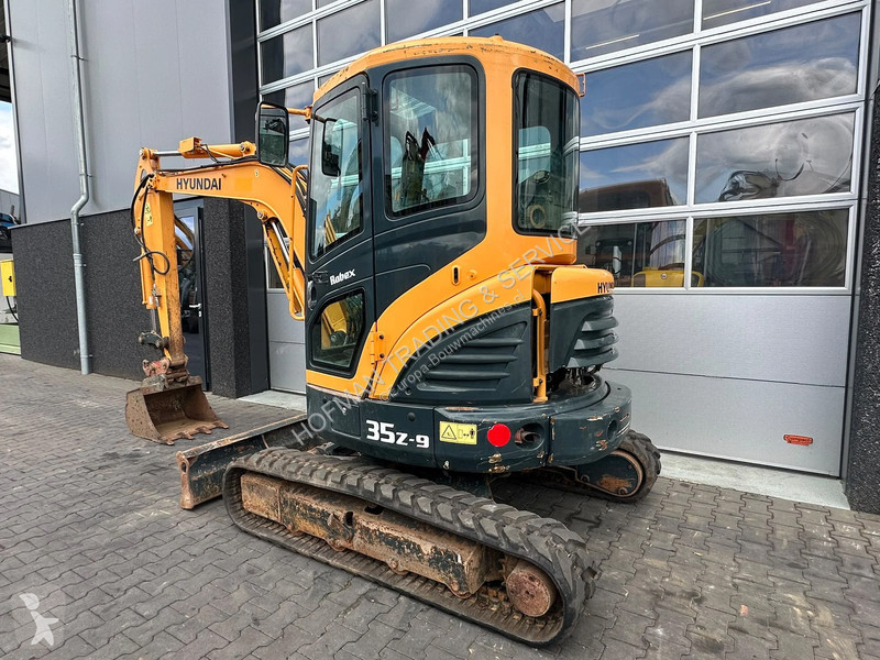 جرافة Hyundai Robex 35Z-9