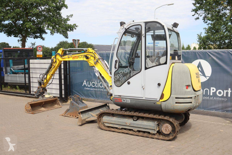 Rýpadlo Neuson 2503