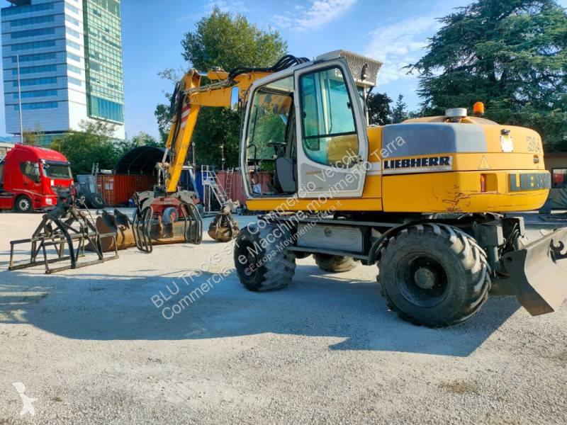 Escavatore Liebherr