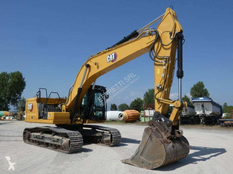 Lopatový nakládač Caterpillar 330