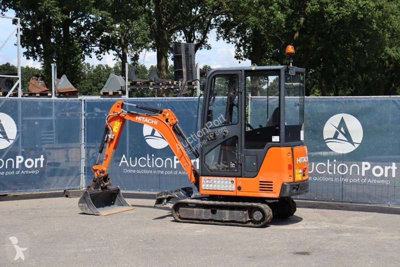 Rýpadlo Hitachi ZX19-6 CR