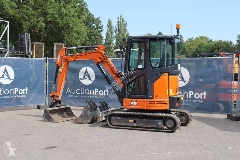 Rýpadlo Hitachi ZX26U-6 CLR