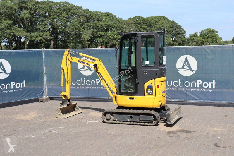 جرافة Komatsu PC16R-3HS