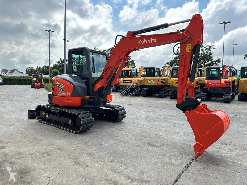جرافة Kubota KX155-5