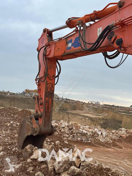 Escavatore Fiat Kobelco E305