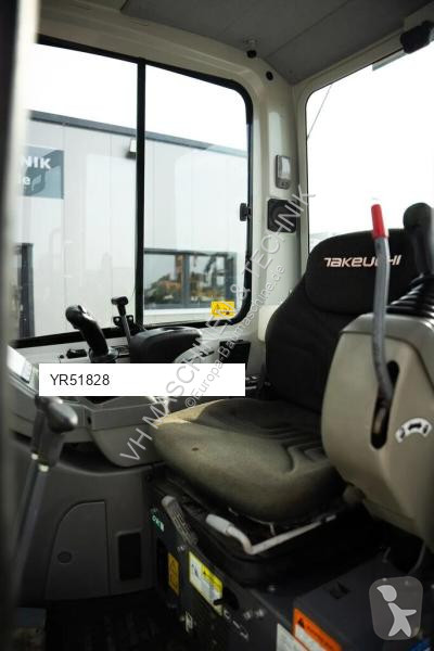 Rýpadlo Takeuchi TB225