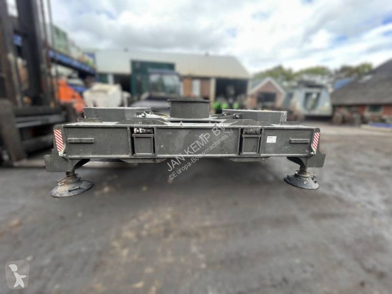 Skovl Sennebogen 825 Static undercarriage