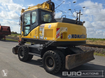 Pelle sur pneus Komatsu