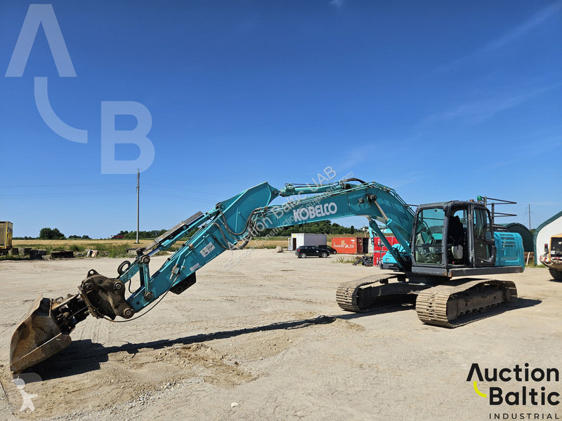 جرافة Kobelco LC10