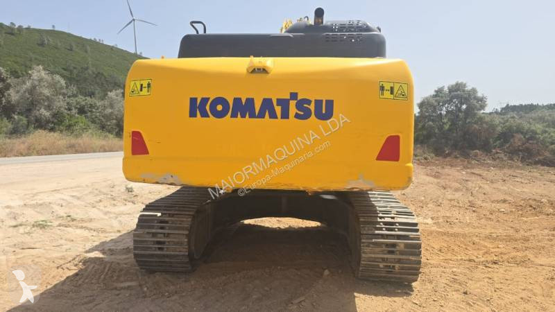 جرافة Komatsu