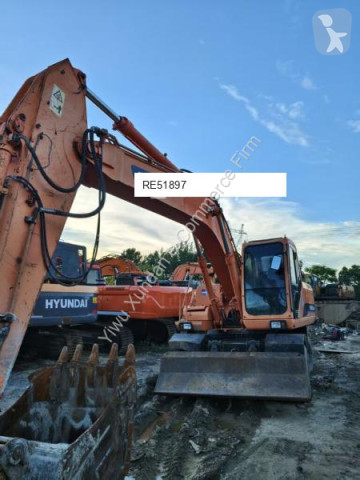 Kolová lopata Doosan