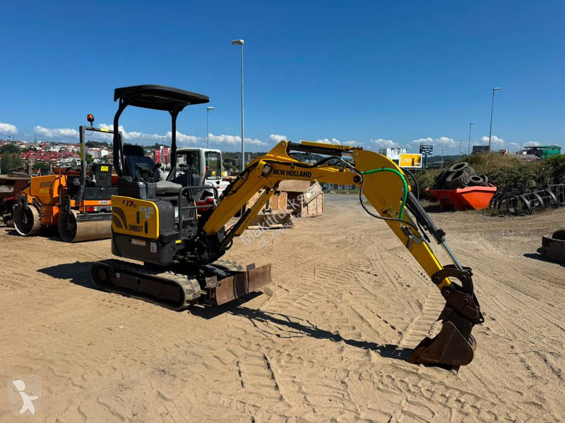 Skovl New Holland E17C