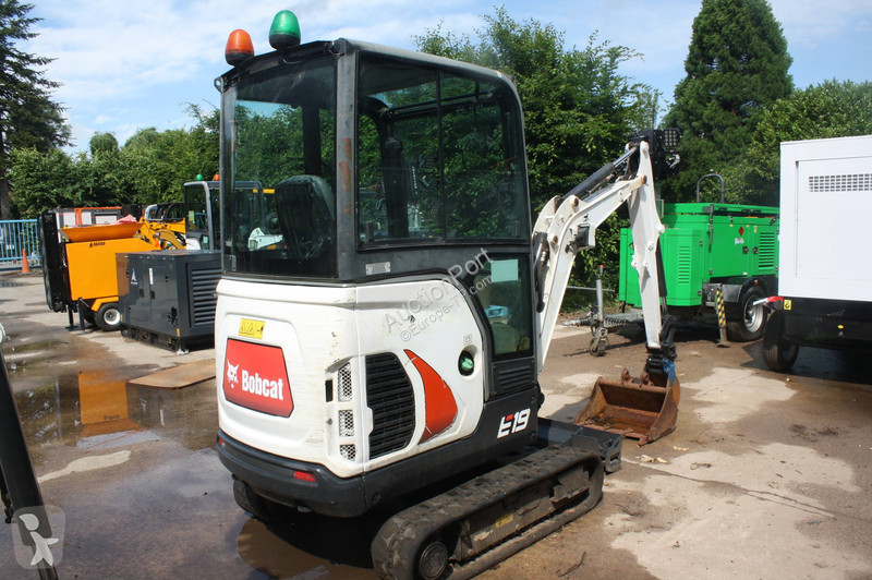 Rýpadlo Bobcat E19