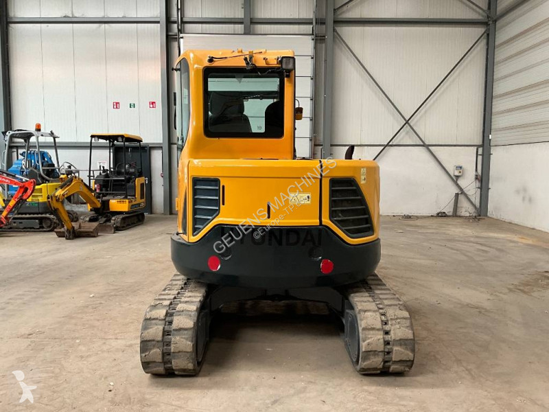 جرافة Hyundai Robex 60 CR-9 A