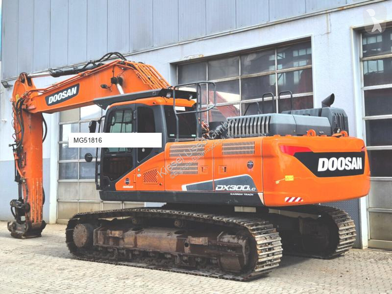 جرافة Doosan 5