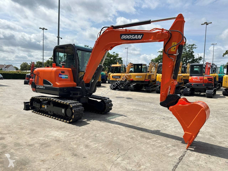 جرافة Doosan 9C