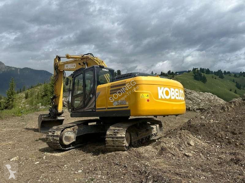 جرافة Kobelco 11