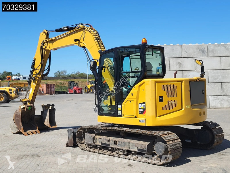 Lopatový nakládač Caterpillar CR