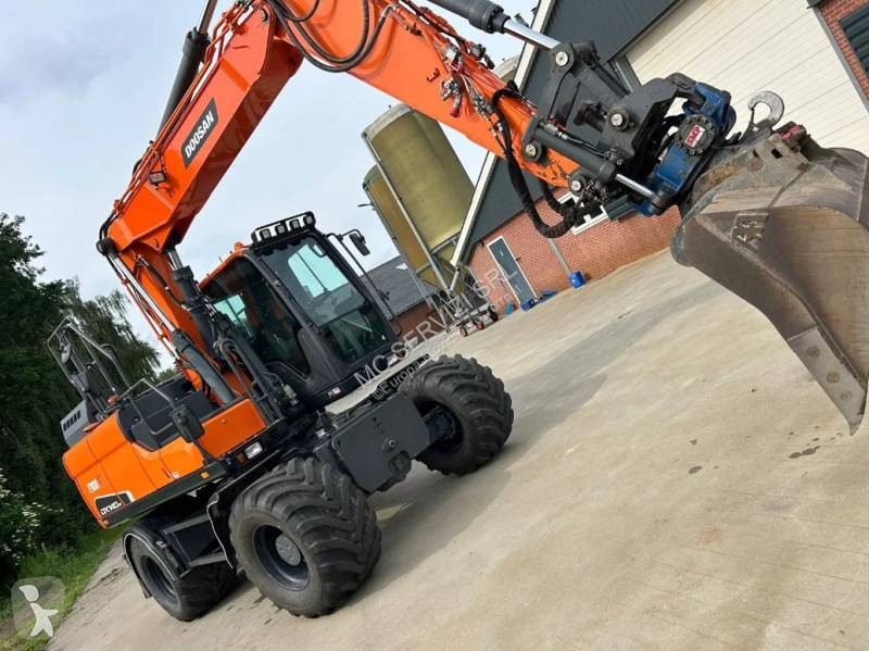جرافة Doosan DX140W-5