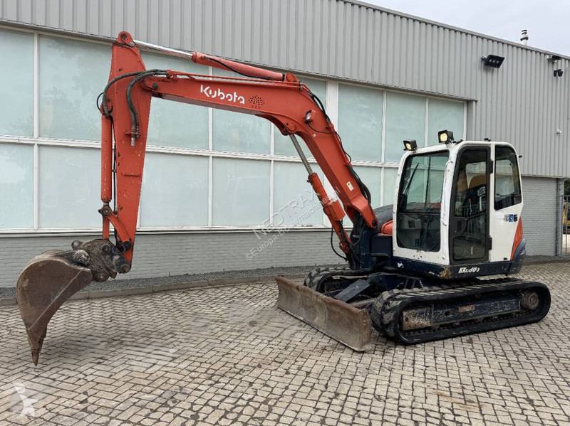 Lopatový nakládač Kubota 0803